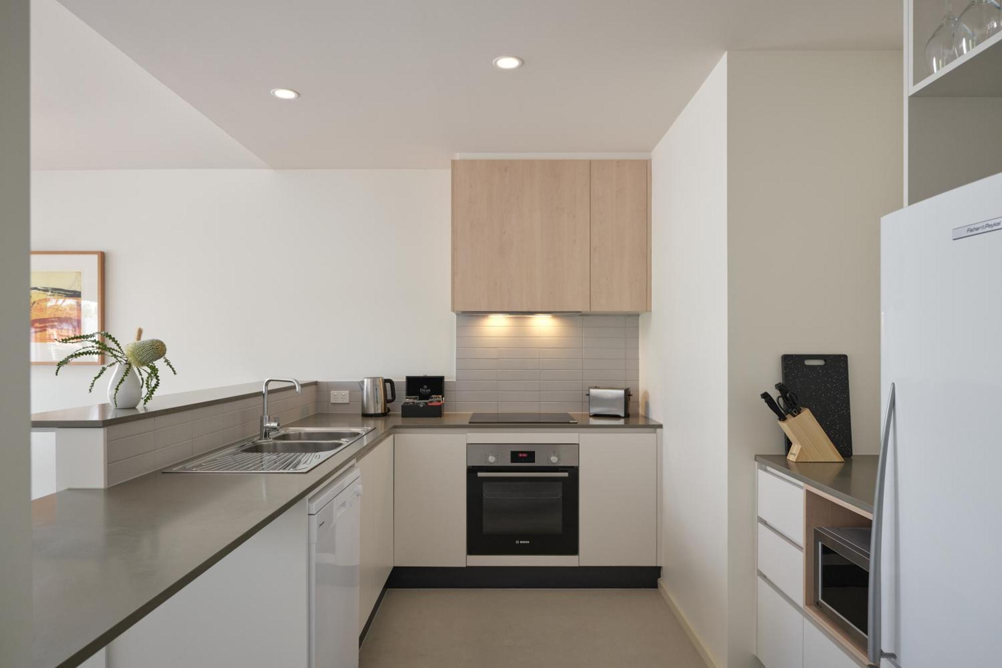 Racv Cape Schanck Resort Room photo A modern Australian kitchen