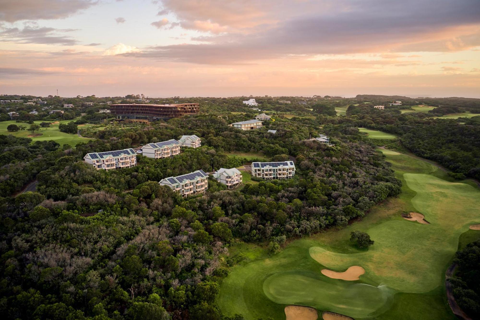 Racv Cape Schanck Resort Exterior photo Golf course at the Oyster Box