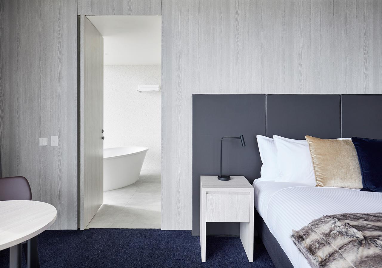 Racv Cape Schanck Resort Exterior photo A room at the Hotel